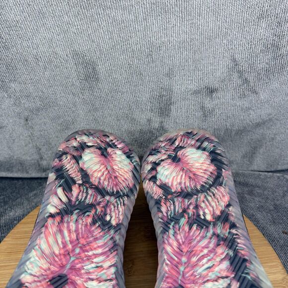 Athletic_Shoes